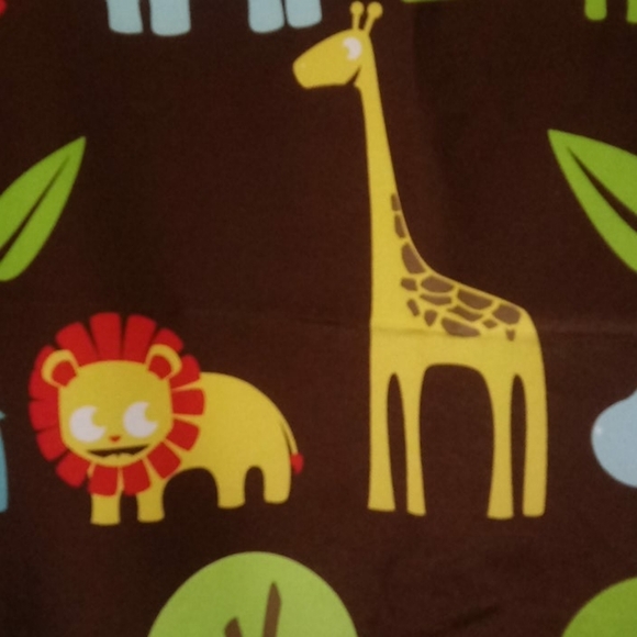 9 Circo animal print shower curtain - Picture 3 of 6